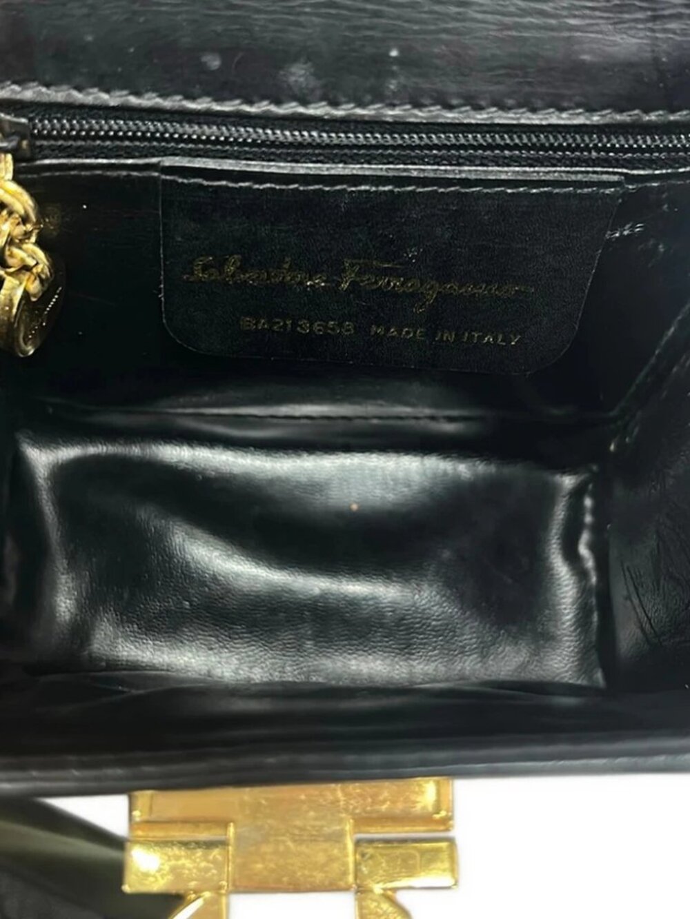 Salvatore Ferragamo Gancini Black Leather Shoulder Bag - Picture 7 of 9